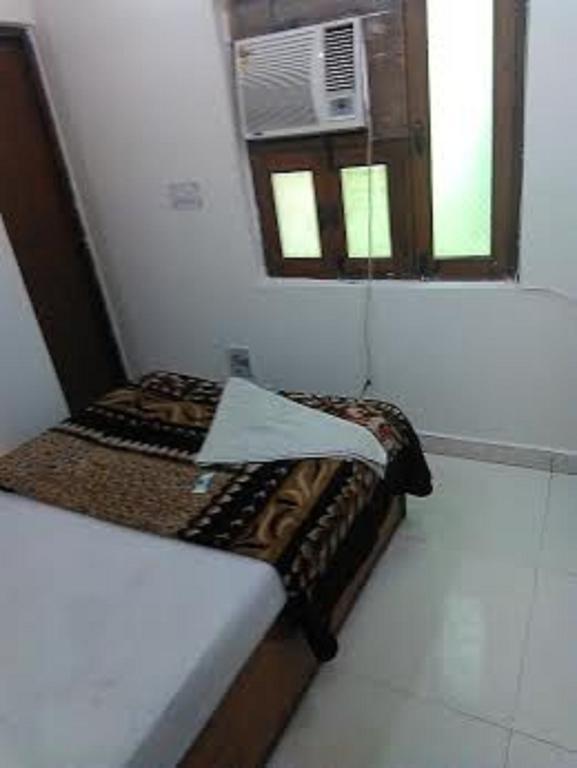 Yatri Guest House Nueva Delhi Habitación foto